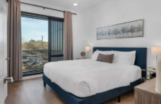 GULCH Located with 4 Beds, Pool & Private Patio