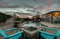 Private Heated Pool and Spacious Outdoor Oasis - Tranquil Family Haven