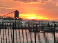 Downtown Condo with Pool View