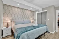 Rooftop Fire Pit and Beach Gear - Charming Coastal Escape Hotels near Silver Strand