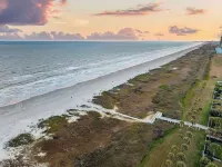 Beachtown Galveston - Luxury Beachfront Home w/ Private Pool, Elevator, Yard!
