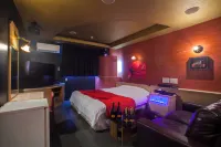 Hotel Fourseason - Adults Only - - parking