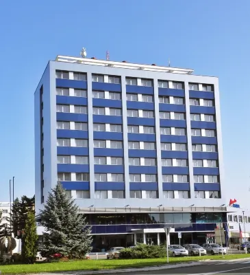 Alessandria Hotels near Hradecké městské lesy