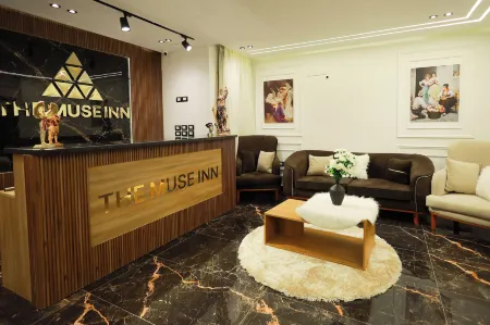 The Muse Pyramids Inn Отели рядом с достопримечательностью «Pyramid of Teti»