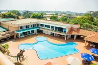 Bomah Hotel Limited - Pools