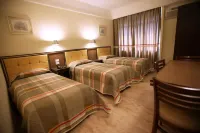 Soneca Plaza Hotel - ที่มีบาร์