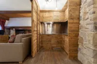 Residence Le Grand Chalet Hotels in Courmayeur