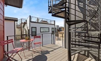 Upbeat Retreat - Enjoy Bikes, Brews and Mtn Peaks!