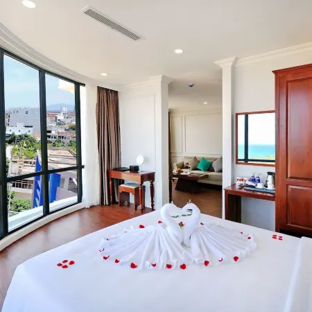 Sunflower Hotel Phú Yên Отели рядом с достопримечательностью «Городской плаж»