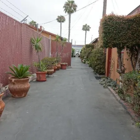 Baycities Motel