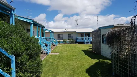 Marion Bay Holiday Villas