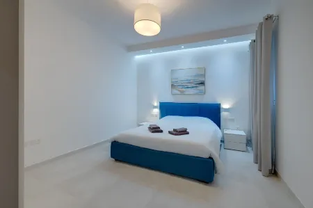 Deluxe Apartment with Valletta and Harbour Views
