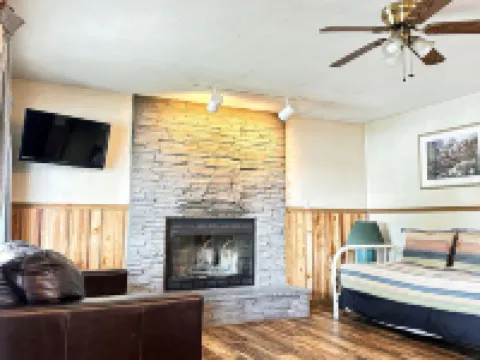 Alhonna Resort LLC Hotels in Pawhuska Township