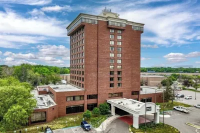 Brooklyn Center Hotel & Conference Center Hotels in Brooklyn Park