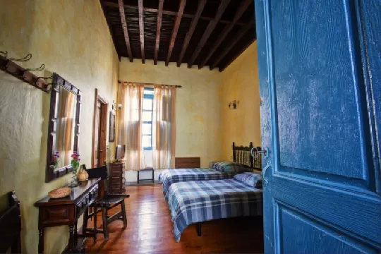 埃斯昆納斯4號鄉村酒店