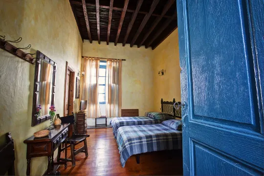 埃斯昆納斯4號鄉村酒店