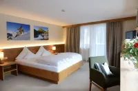 Bikers Welcome "Quality Hosts Arlberg Hotel Garni Mössmer"