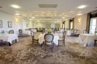 Highfield Park Hotels in Eversley