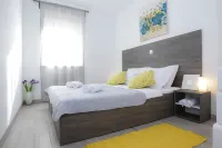 Privilege Pool Apartments - Nouto- ja jättöpalvelut