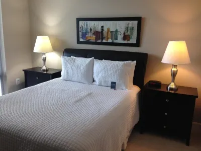 National at Reston Town Center Hotels near Water Mine Family Swimmin' Hole