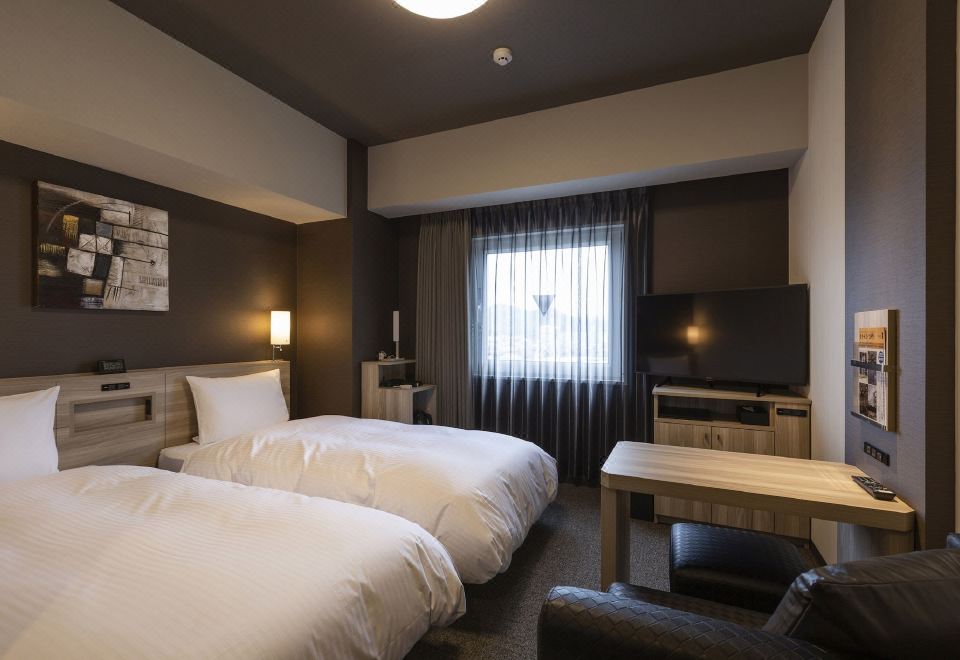 3. 호텔 루트-인 ..