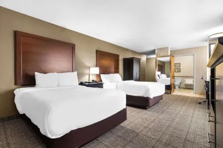 Comfort Inn Evansville East Отели рядом с достопримечательностью «Истленд Молл»