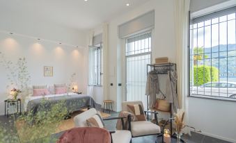 Piccola Como Lotus by Rent All Como