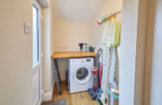 Host & Stay - Wardman Crescent