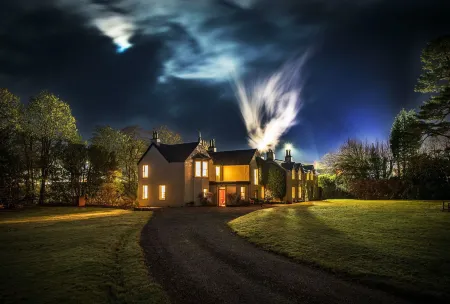 Spean Lodge Отели рядом с достопримечательностью «Commando Monument»