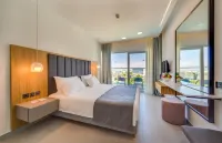 Napa Mermaid Hotel & Suites