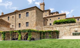 Castello Banfi - Il Borgo - Relais et Chateaux