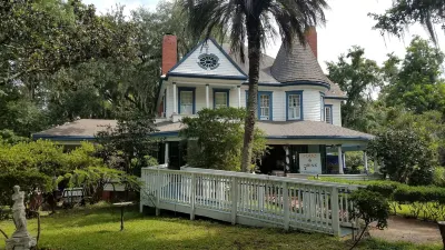 Daffodale House B&B Hotels in Monticello