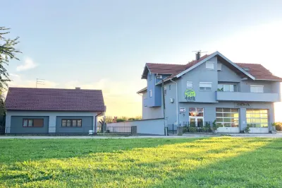 Tara Garden Hotels in Селниця-Щитар'євська
