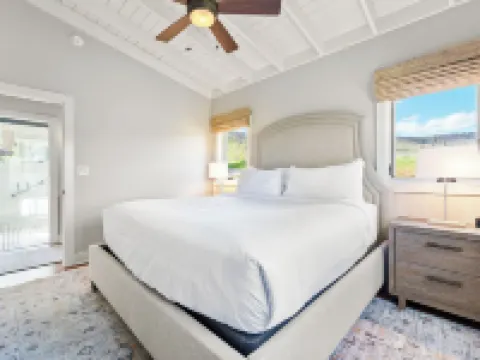 Afton Mountain Vineyards Hotels in Nelson County