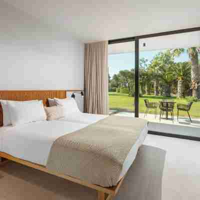 Caravia Beach Hotel Rooms
