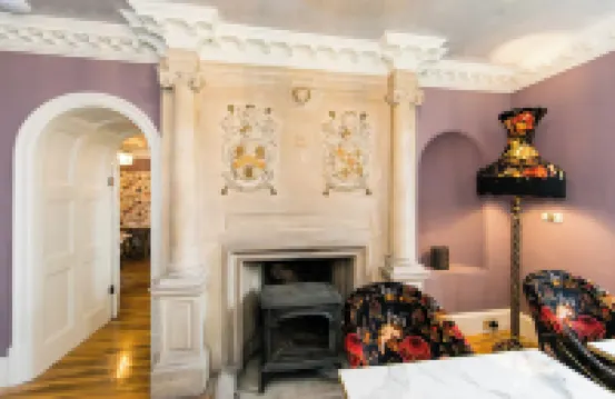 The Burgoyne - Stunning Hotel with Amazing Views and Impeccable Service - parking