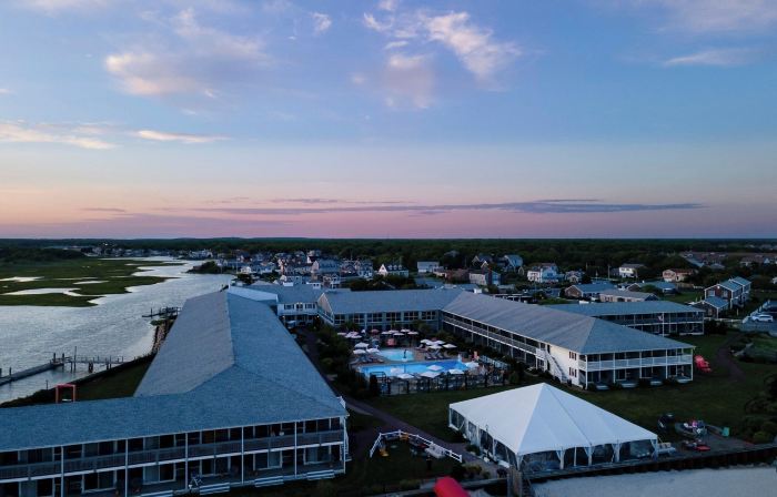 Red Jacket Beach Resort