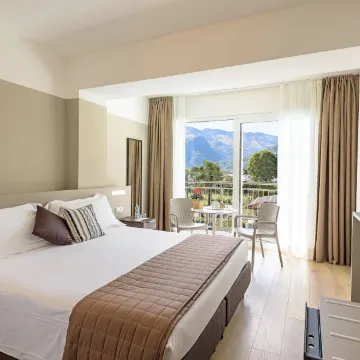 Riverside Rothbury Superior Lodge - Housity