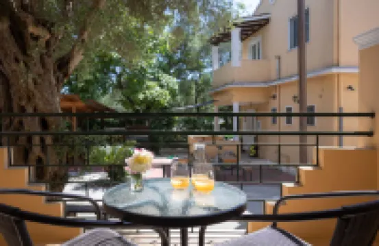 Wilde Rose Hotel