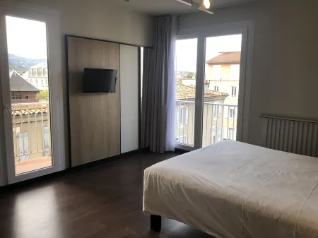 ibis Millau Отели в г. Мийо