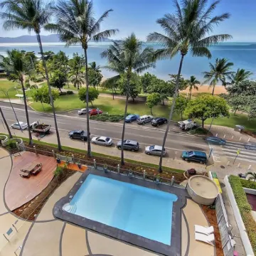 Aquarius on the Beach Hotels near Townsville Railway Station