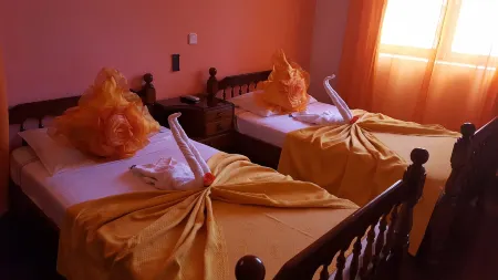 Chez Loutcha Residencial Отели в г. Минделу