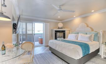 SeaVenture Beach Hotel