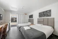 Gladstone CBD Motel Hotels in Gladstone Central