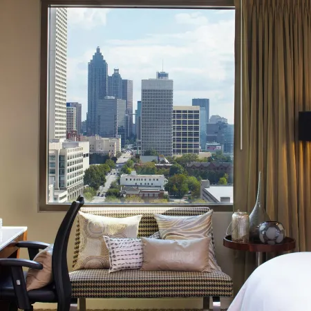 Renaissance Atlanta Midtown Hotel Отели рядом с достопримечательностью «Театр «Фокс»»