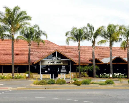 Vine Inn Barossa Hotels in Nuriootpa