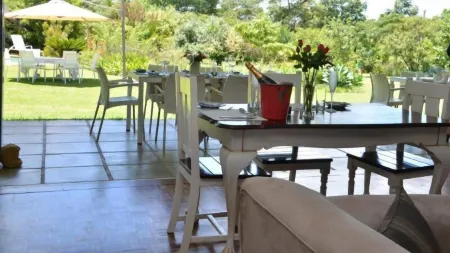 Willow Lodge Отели в г. Хараре