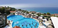 Scoglio Della Galea Village & Spa - piscina