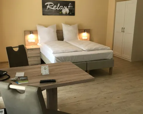Hotel Select Suites & Aparts Hotels near Uedding