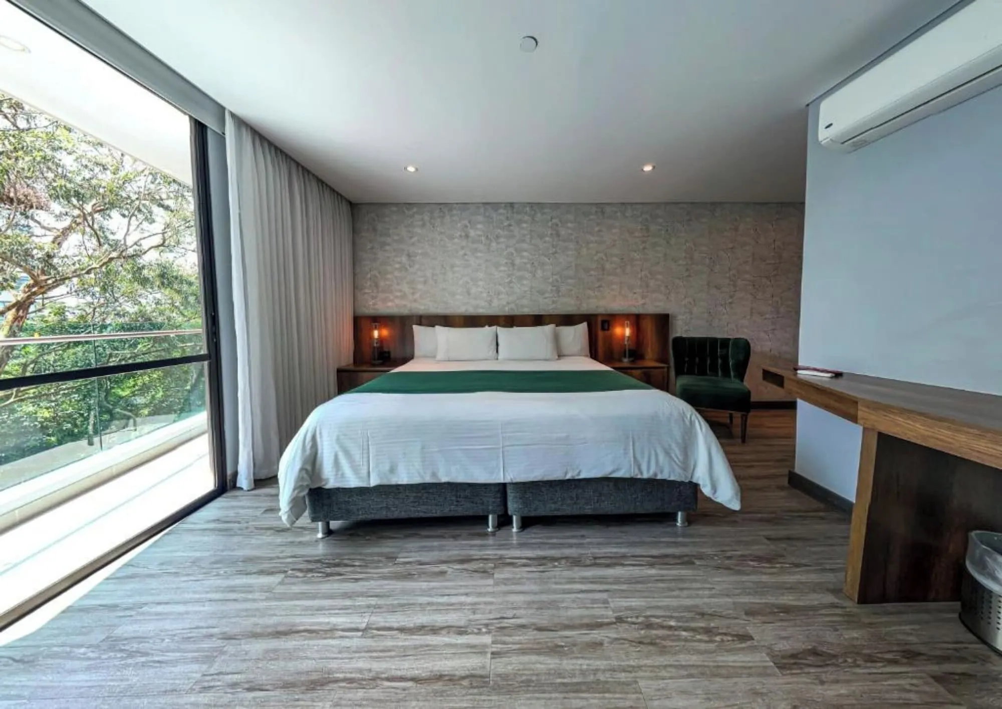 Café Hotel Medellín Zimmer Photos